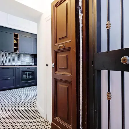 Garibaldi 3 Apartment Rome